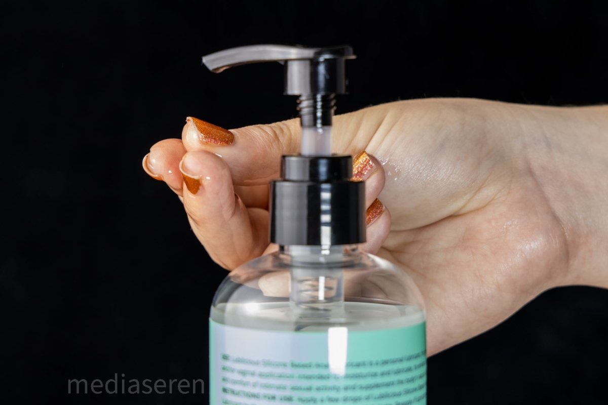 Lube Guide: What Lubrication Should I Use With My Sex Toys? - RodeoH
