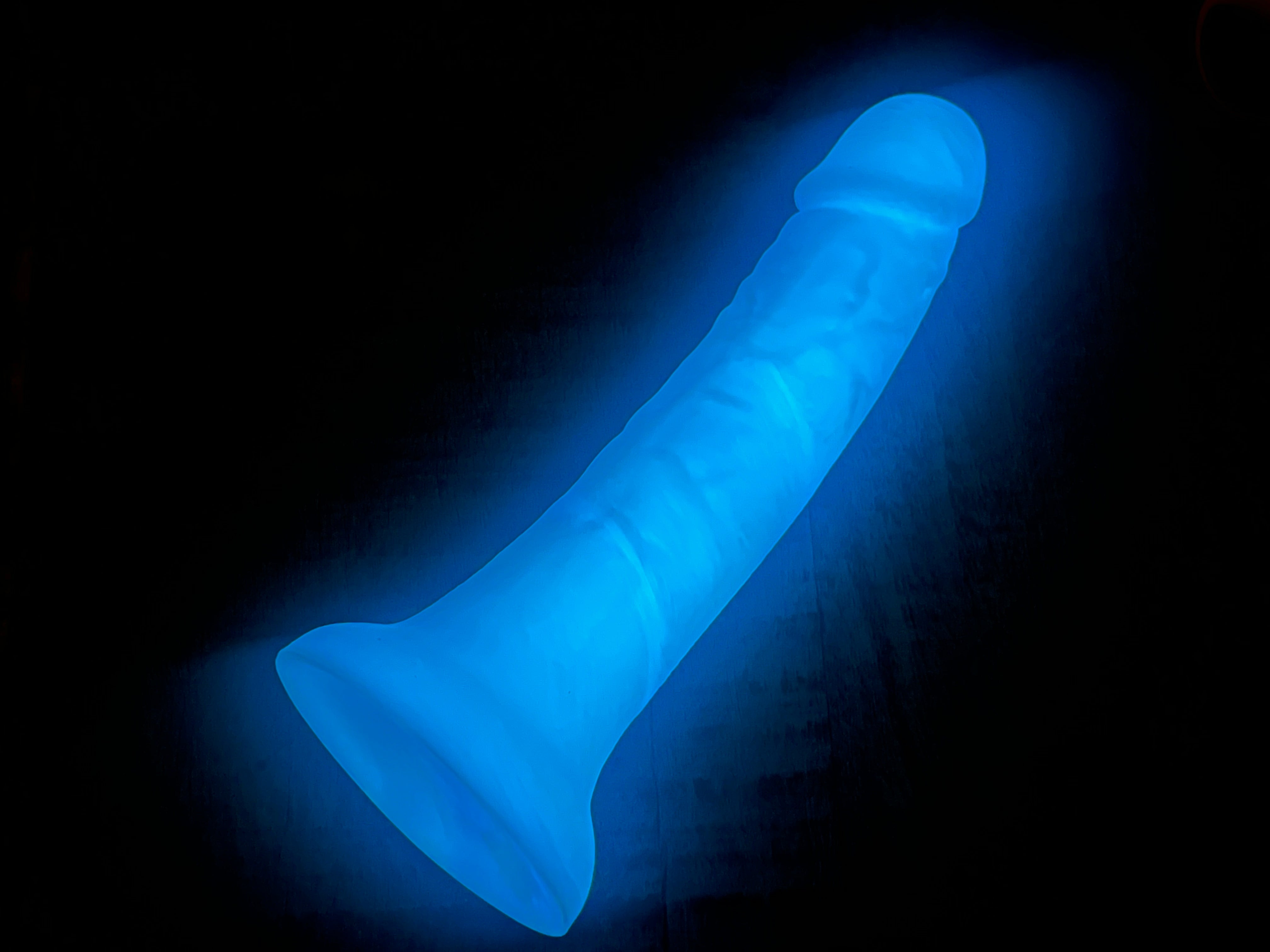 6.7" Quinn Luminous Glow in the Dark Silicone Dildo - Blue