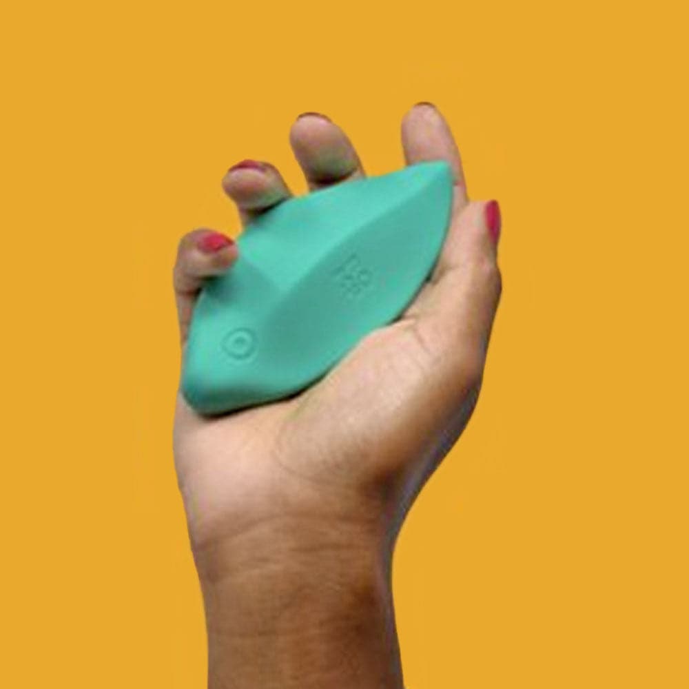 ROMP WAVE Silicone Rechargeable Lay-On Vibrator - RodeoH