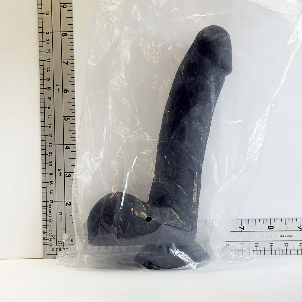 Ebony Tower, 8.5 inch silicone Vault sample