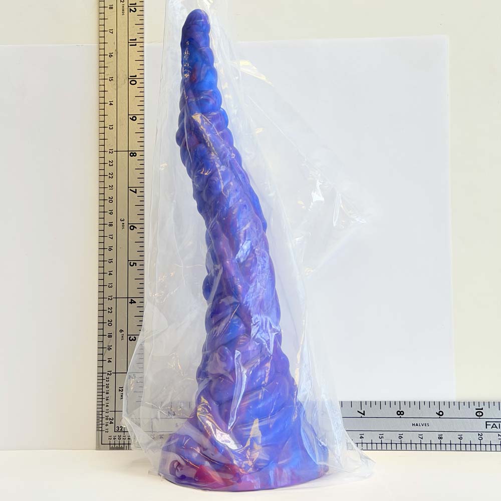 Galaxy Horn, 12 inch fantasy silicone Vault sample