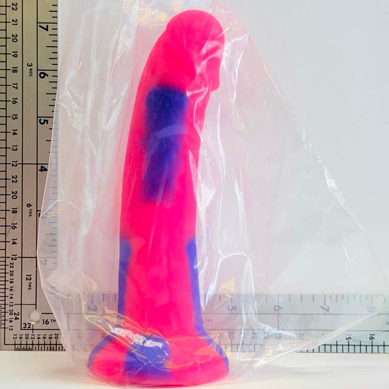 Berry Splash, 7.2 inch one-of-one silicone Vault sample