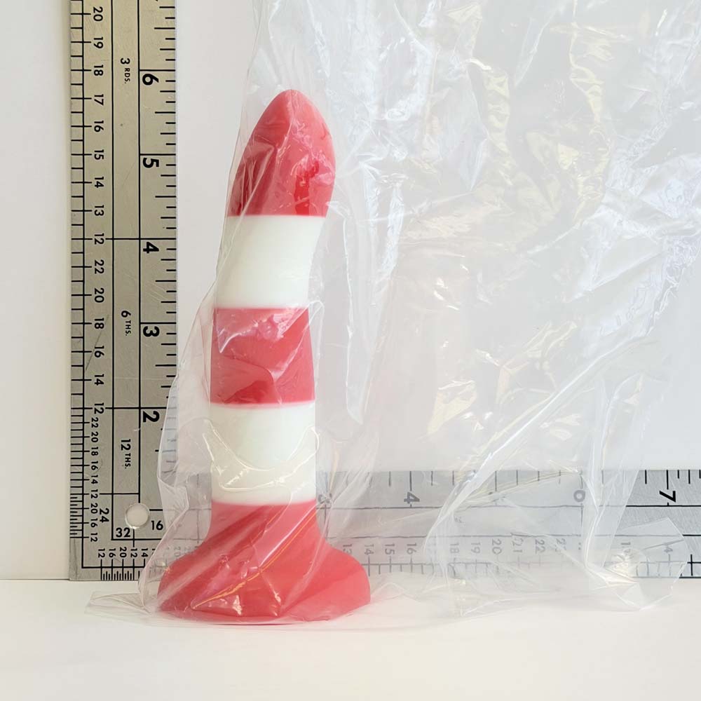 Peppermint Swirl, 5.5 inch one-of-one silicone Vault sample